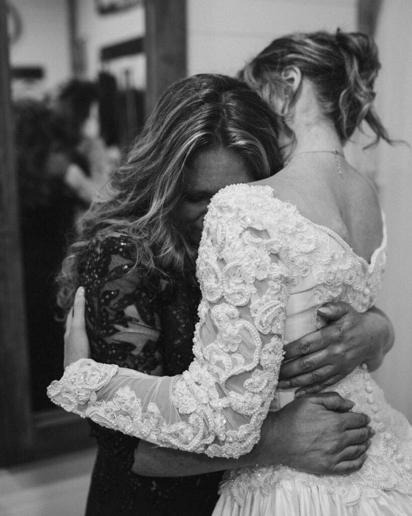 documentary wedding moment at Kaniksu Pine Farms in North Idaho